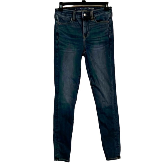 American Eagle Outfitters Denim - America Eagle, Next level stretch women’s blue jeans, size 0 short.